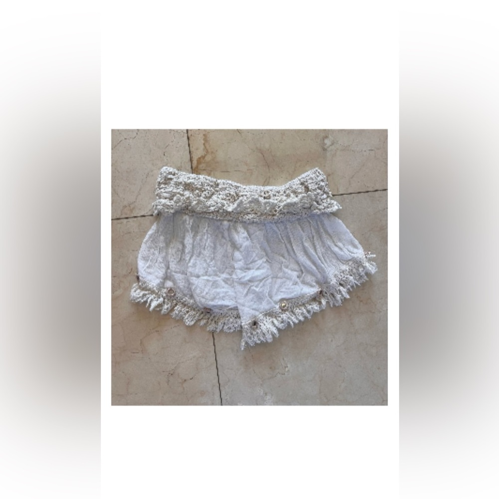 Ocean drive shorts and shirt set- off the shoulders top small - Picture 3 of 7
